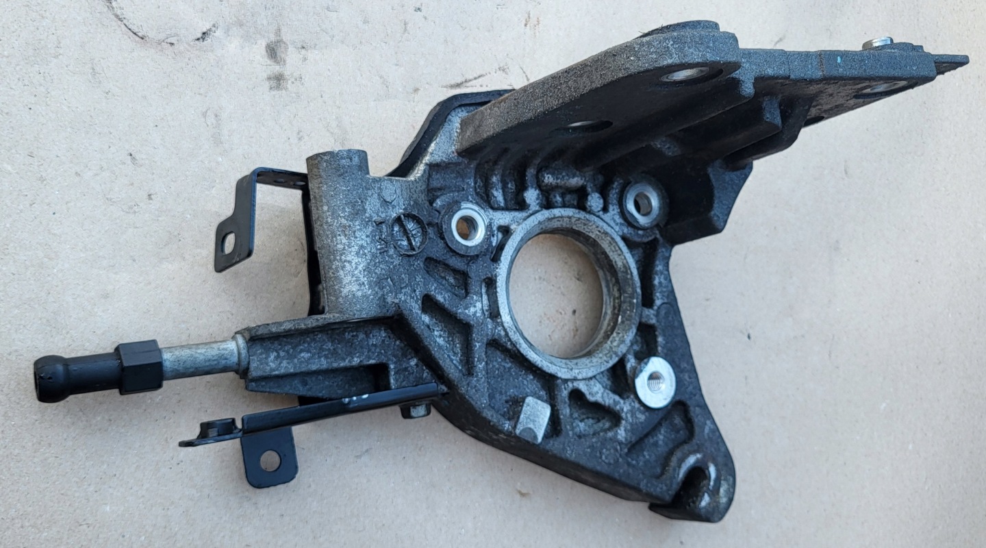 console holder engine mount HYUNDAI TUCSON III 3 KIA SPORTAGE IV OE EU