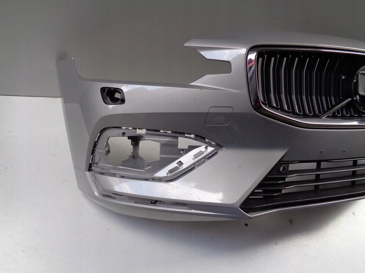 front bumper VOLVO V60 II S60 III 18- NR 51242