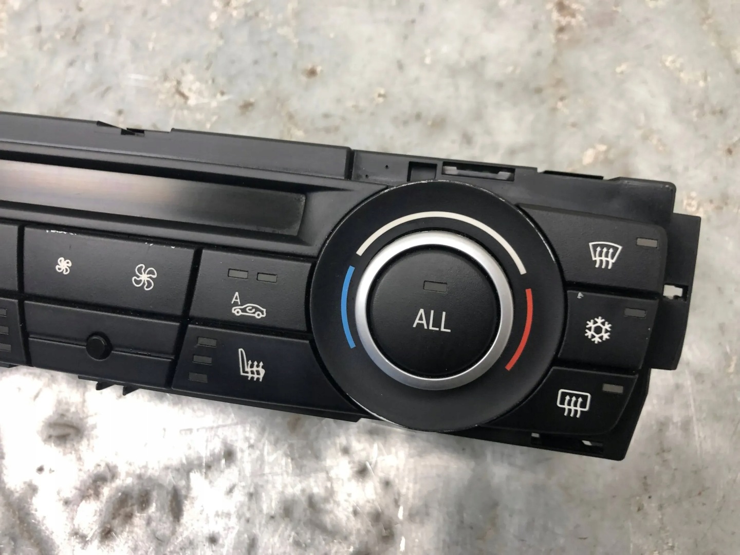 Unite commande clima BMW E87 LCI 9248580