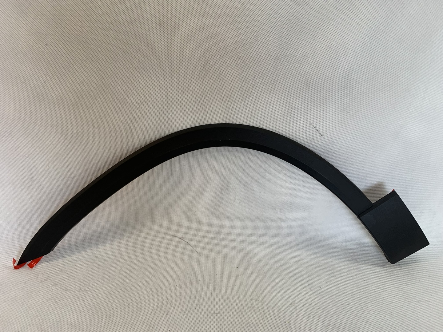 cap moulding left front fender Skoda Karoq 17r 57A854819B 08.26