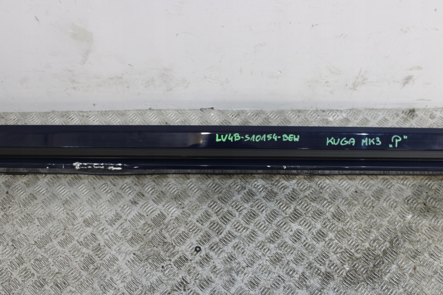 cap threshold threshold right FORD KUGA MK3 ST-LINE LV4B-S10154-BEW