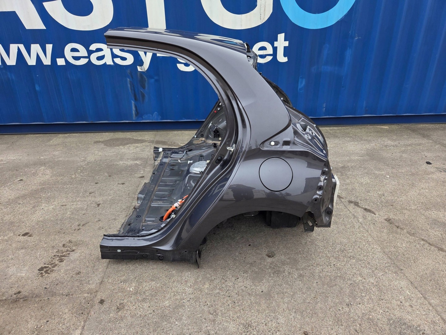 Toyota Yaris IV XP21 rear part floor boot 1G4