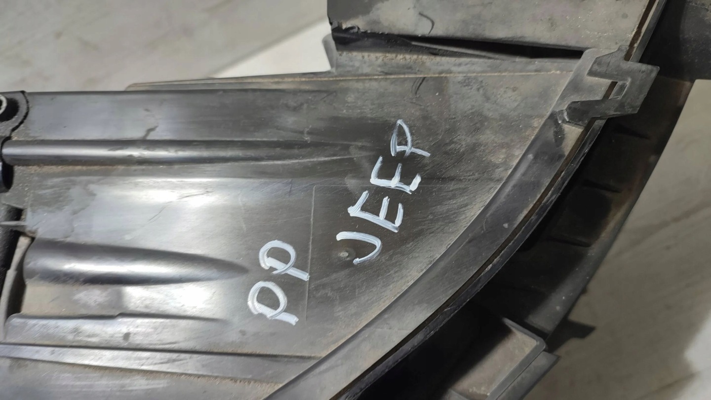 Jeep Cherokee 2015 front side right light front