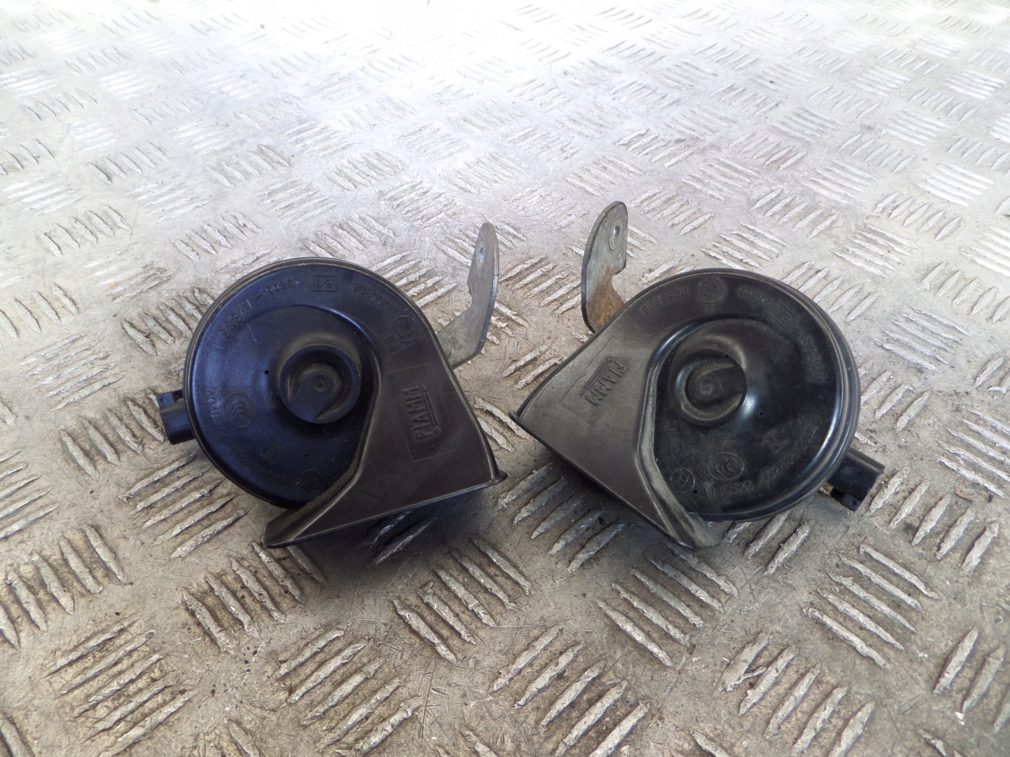 Klakson BMW 6 F12 OE A046522
