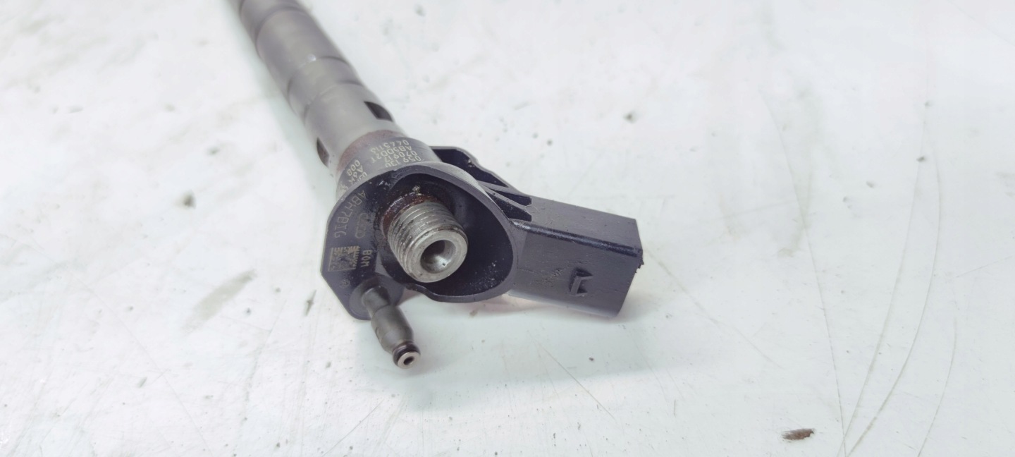 nozzle injector AUDI A4 B8 A5 8T Q5 8R 2.7 3.0 TDI 059130277AP
