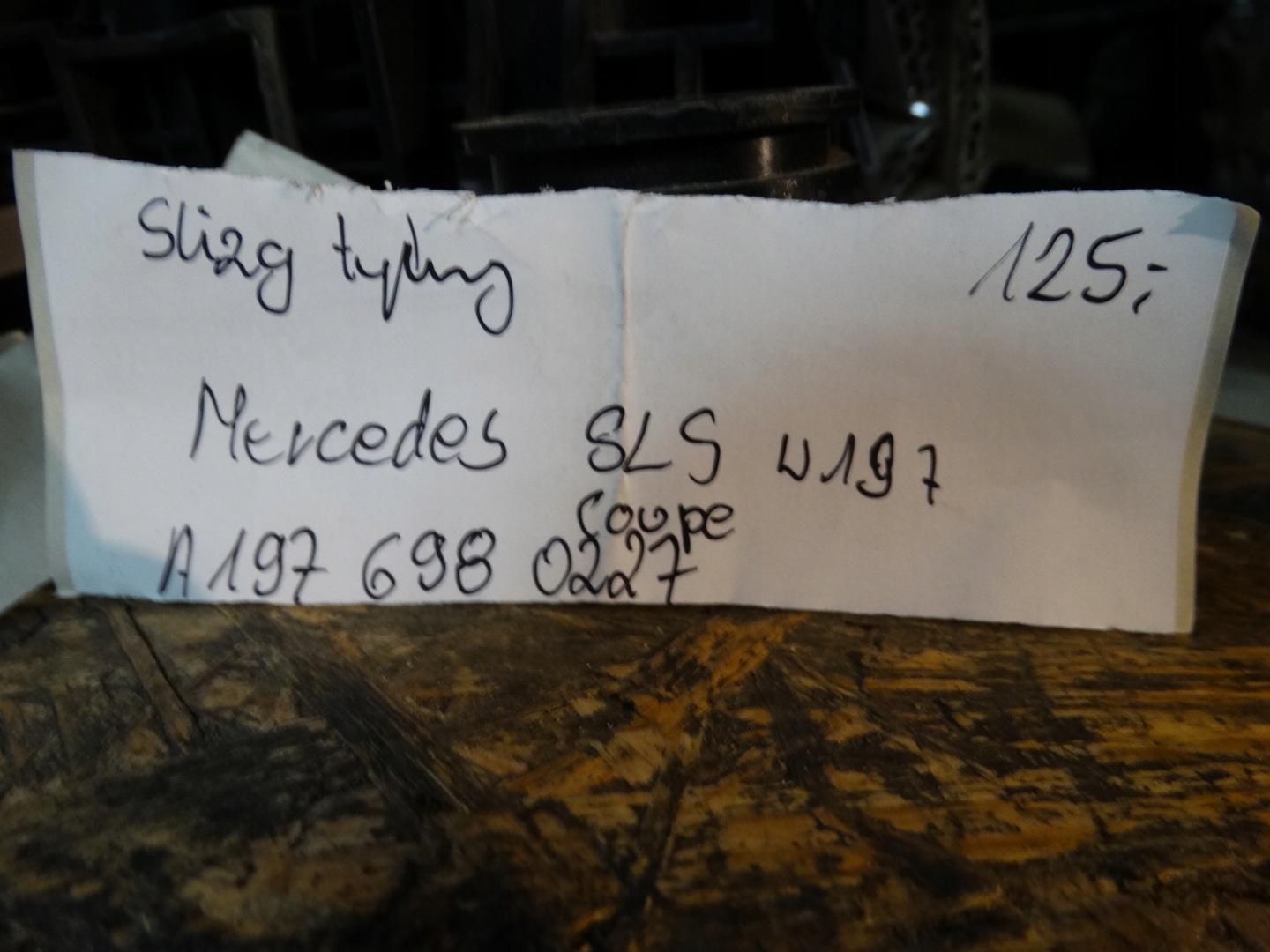 support mouldings PROGOWEJ right MERCEDES SLS W197 1