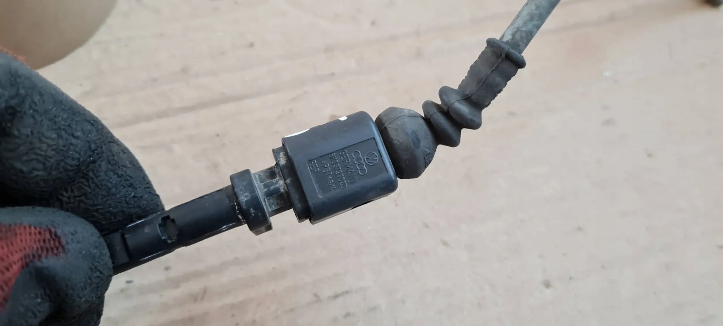 A5 8W SENSOR ABS HECK 4M0927807C A4 B9 8W Q5 Q7