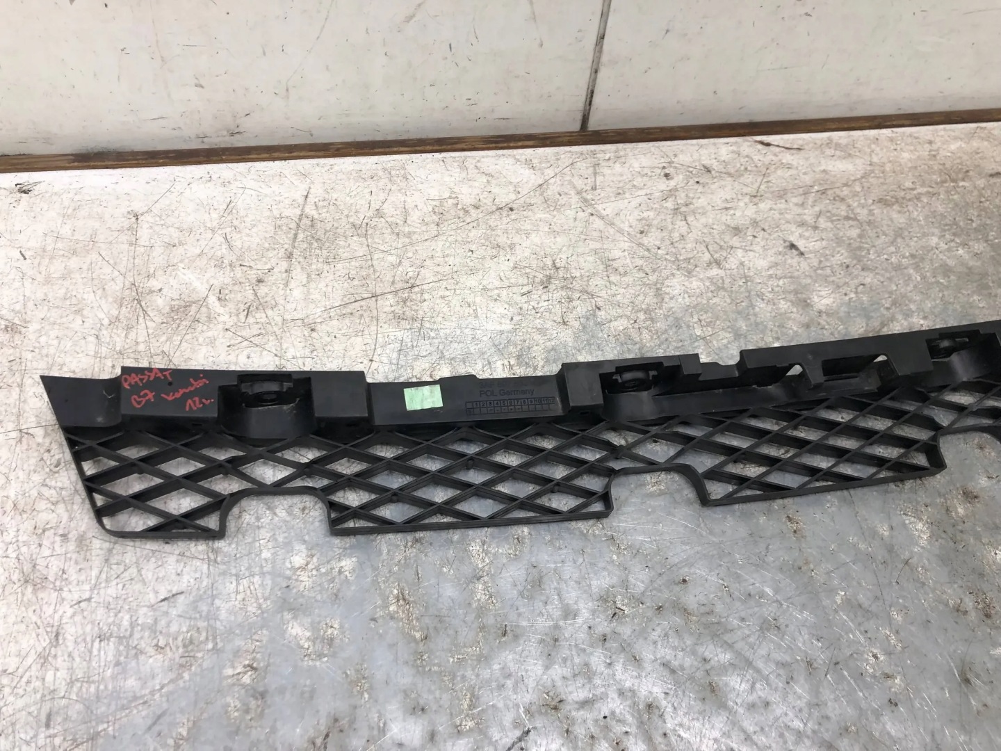 bumper bracket rear part VW PASSAT B7 KOMBI 3AF807863