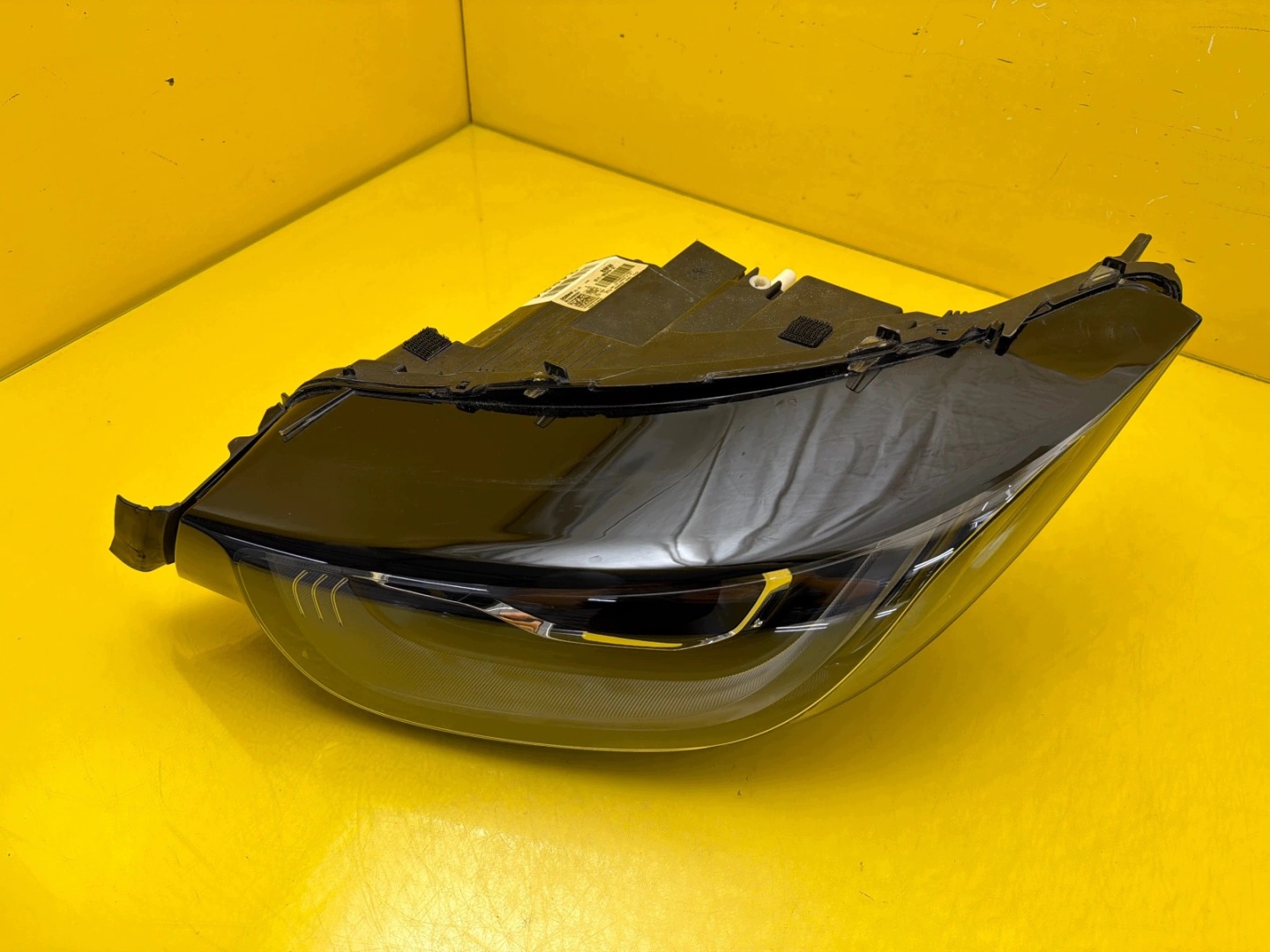 light left front BMW i3 I01 Lift LCI Adaptive Led 9853419-01