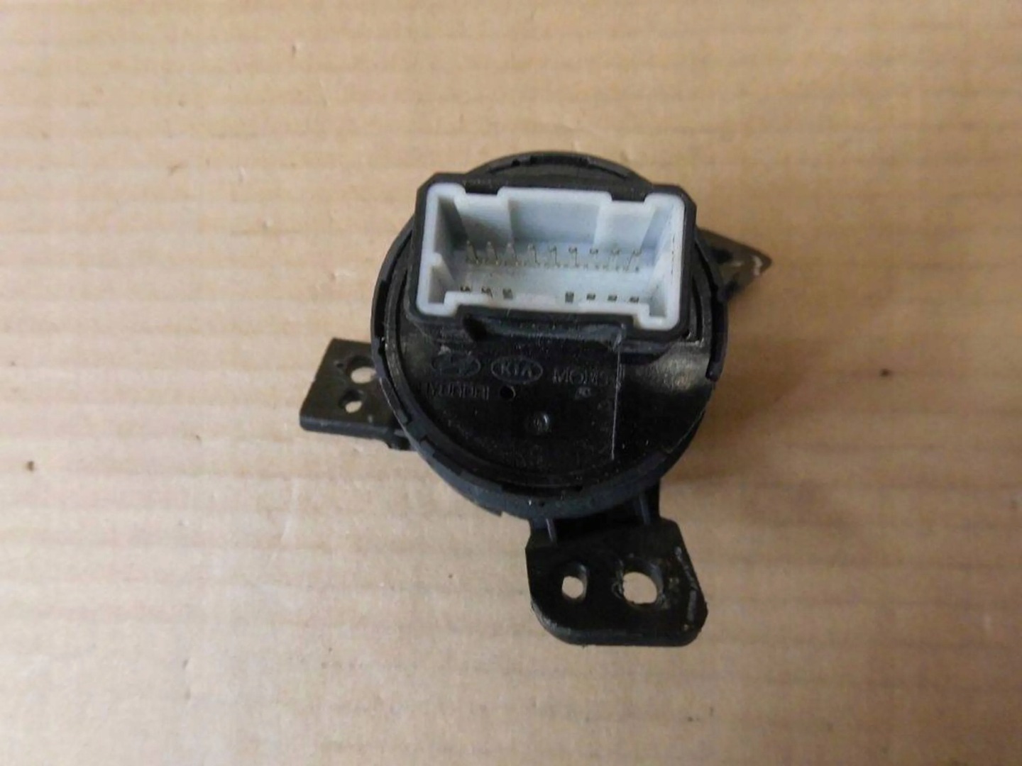 Hyundai Tucson III button START switch