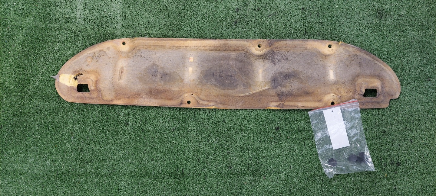 Insonorisation du capot +Bouchons TOYOTA URBAN CRUISER