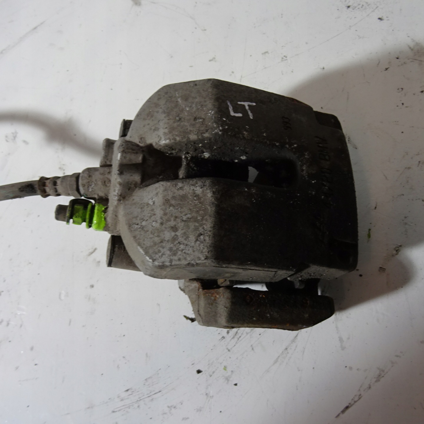 BMW X5 E70 LIFT 3.0D caliper brake rear part left