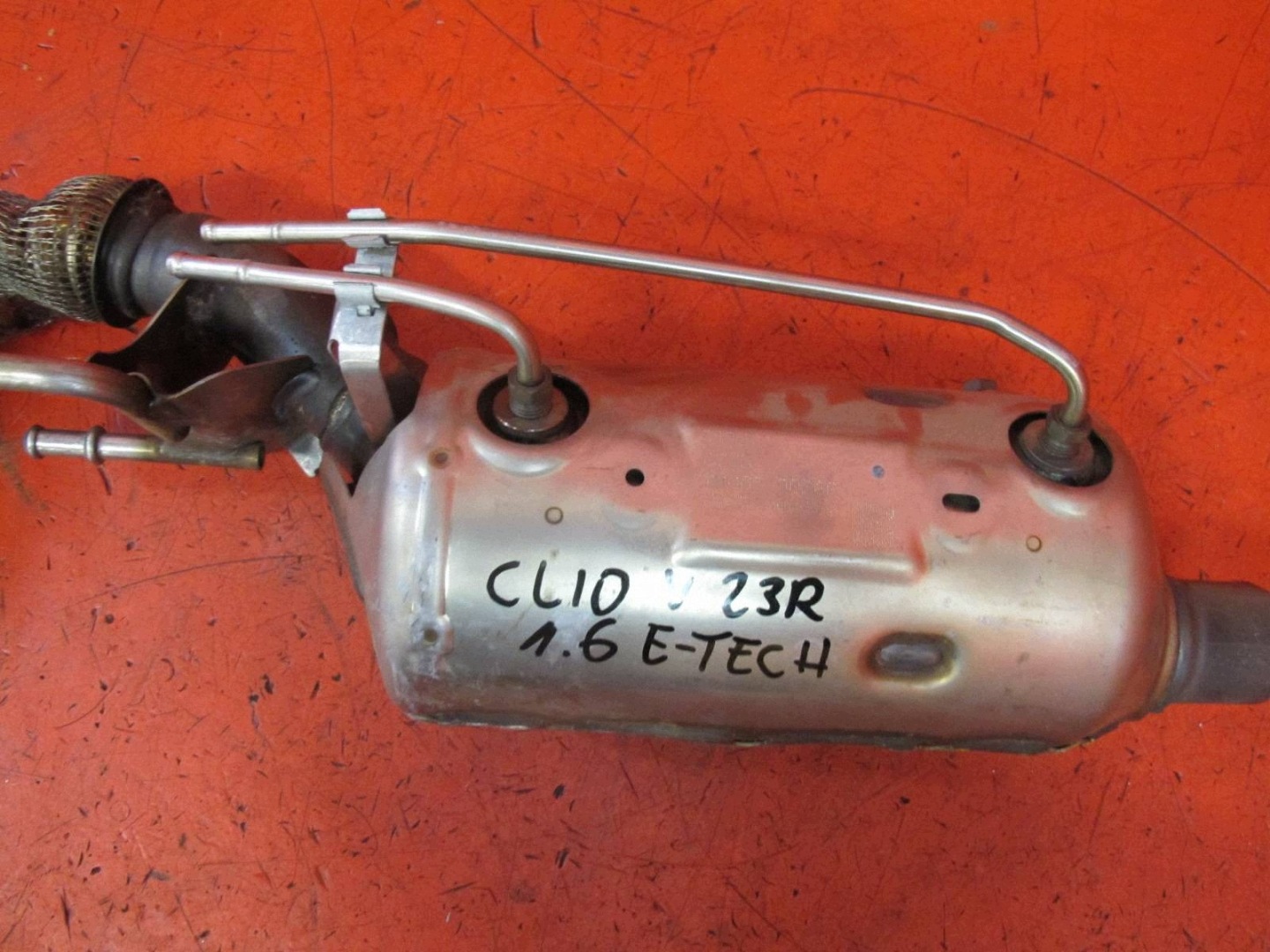 RENAULT CLIO V B7 1.6 E-TECH H4M632 katalysator filter DPF 208029026R C733