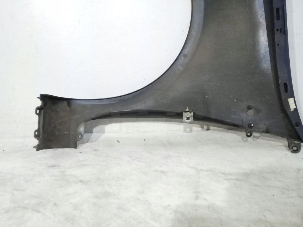 Renault Clio III fender right right side (185) NV432