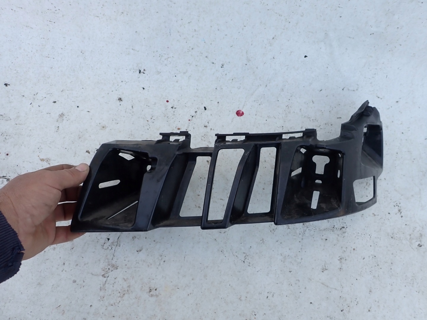 MERCEDES S KLASA W222 bumper bracket left rear part
