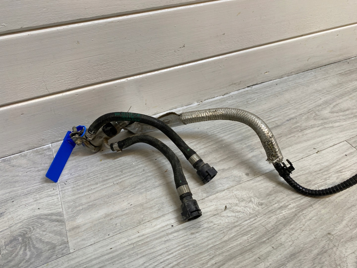 BMW G30 3.0 D injector 8580210