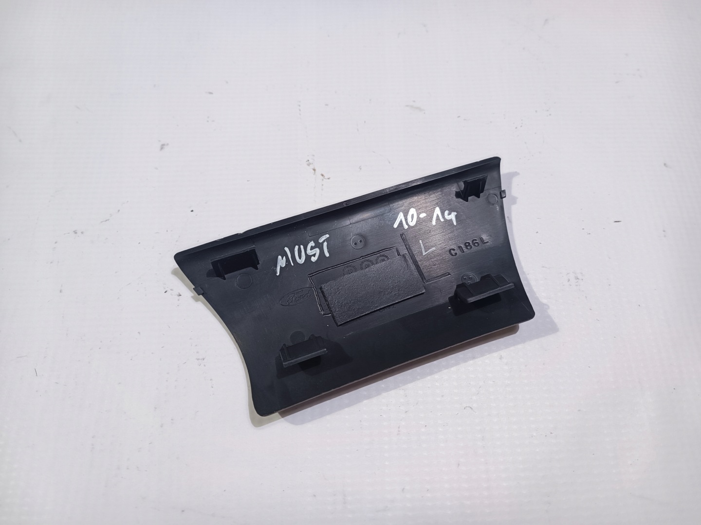 spoiler boczka door left of left Ford Mustang V 2010-2014