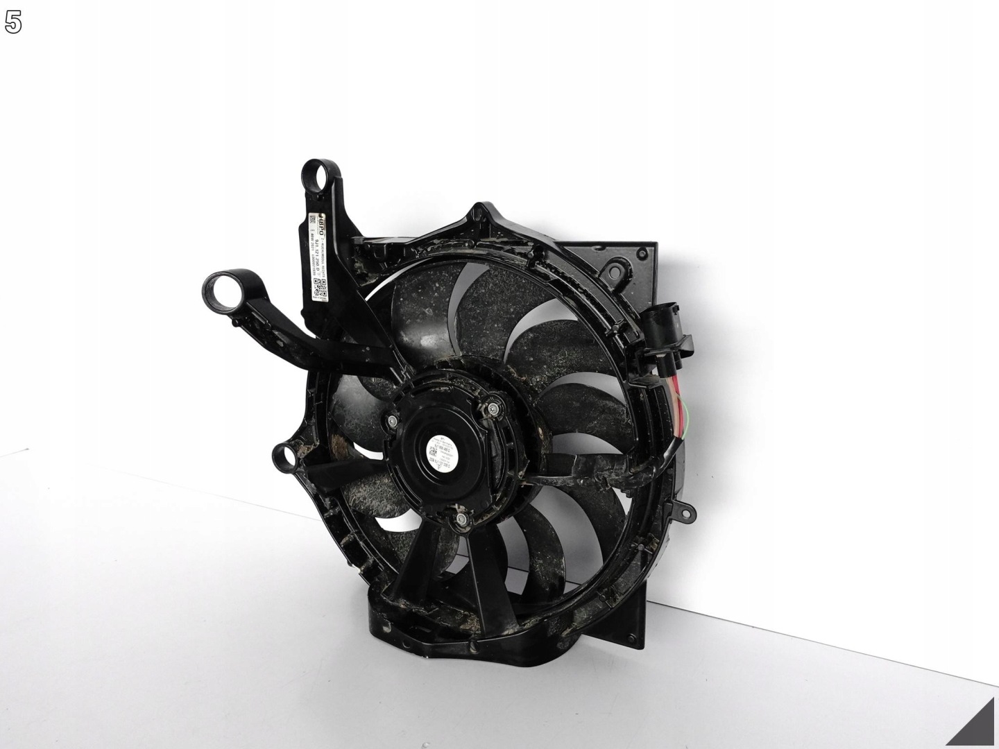 AUDI E-TRON GT RS 4J3 PORSCHE TAYCAN 9J1 vrtule ventilátor obal pravá