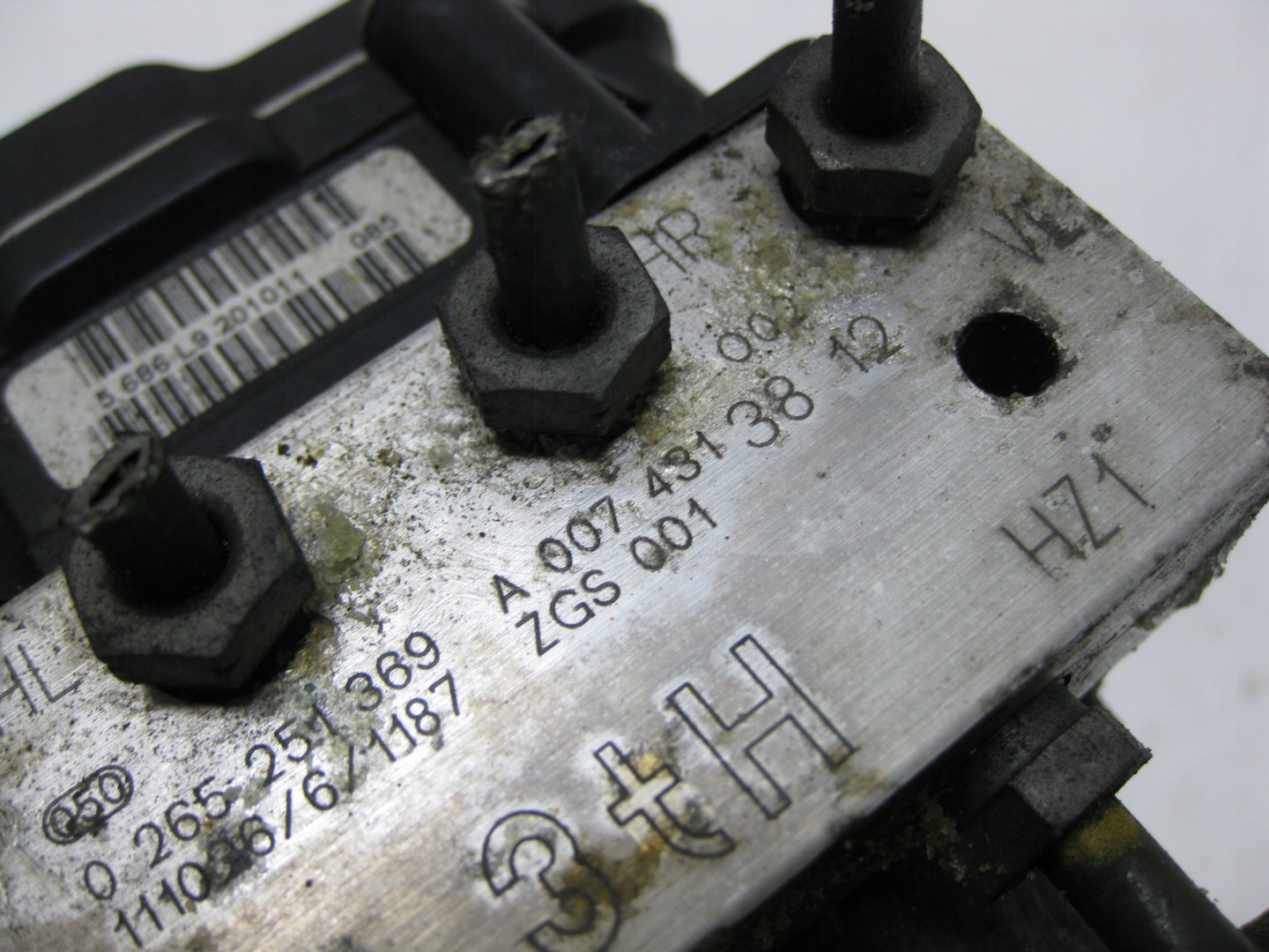 MERCEDES SPRINTER 906 control unit pump ABS 0265951522 A0074313812 0265251369