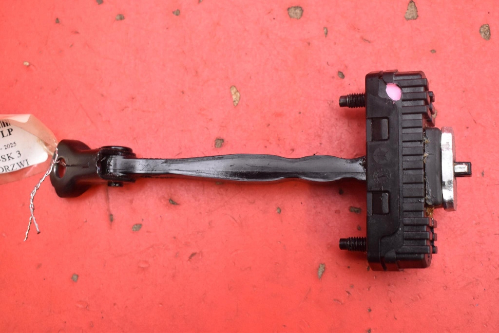 limiter door left front KIA SPORTAGE 5 V 21-25