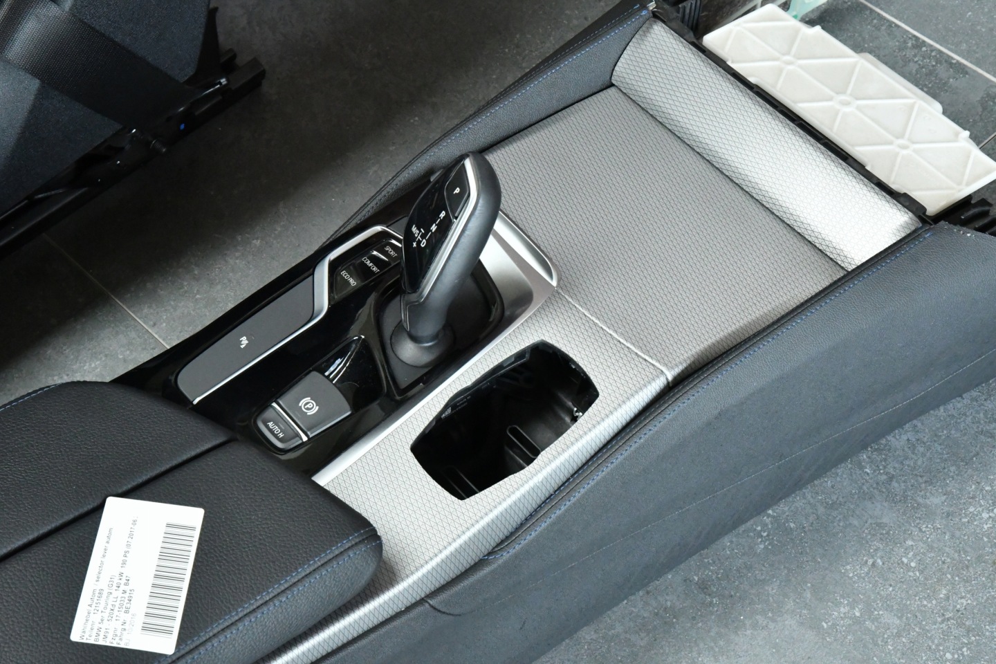 Sitze mitte innere BMW 5 G31 KOMBI 5029km ALKANTARA