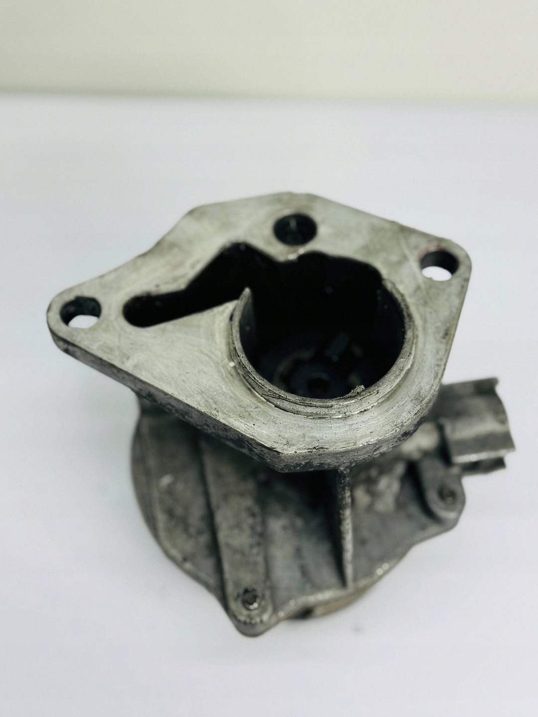 Pompa vacum Renault Nissan 1.5 DCI 8200113585