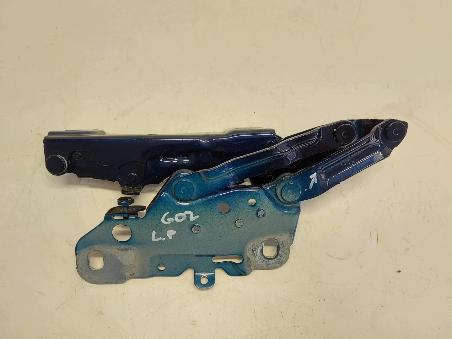 BMW G02 X4 M40i 2023r hinge bonnets left right komplet