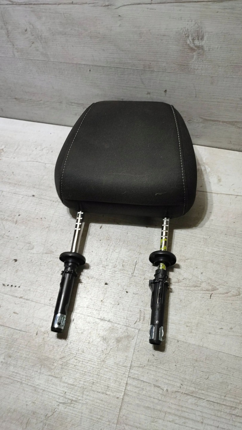 Opel Astra K 2018 front side left rest