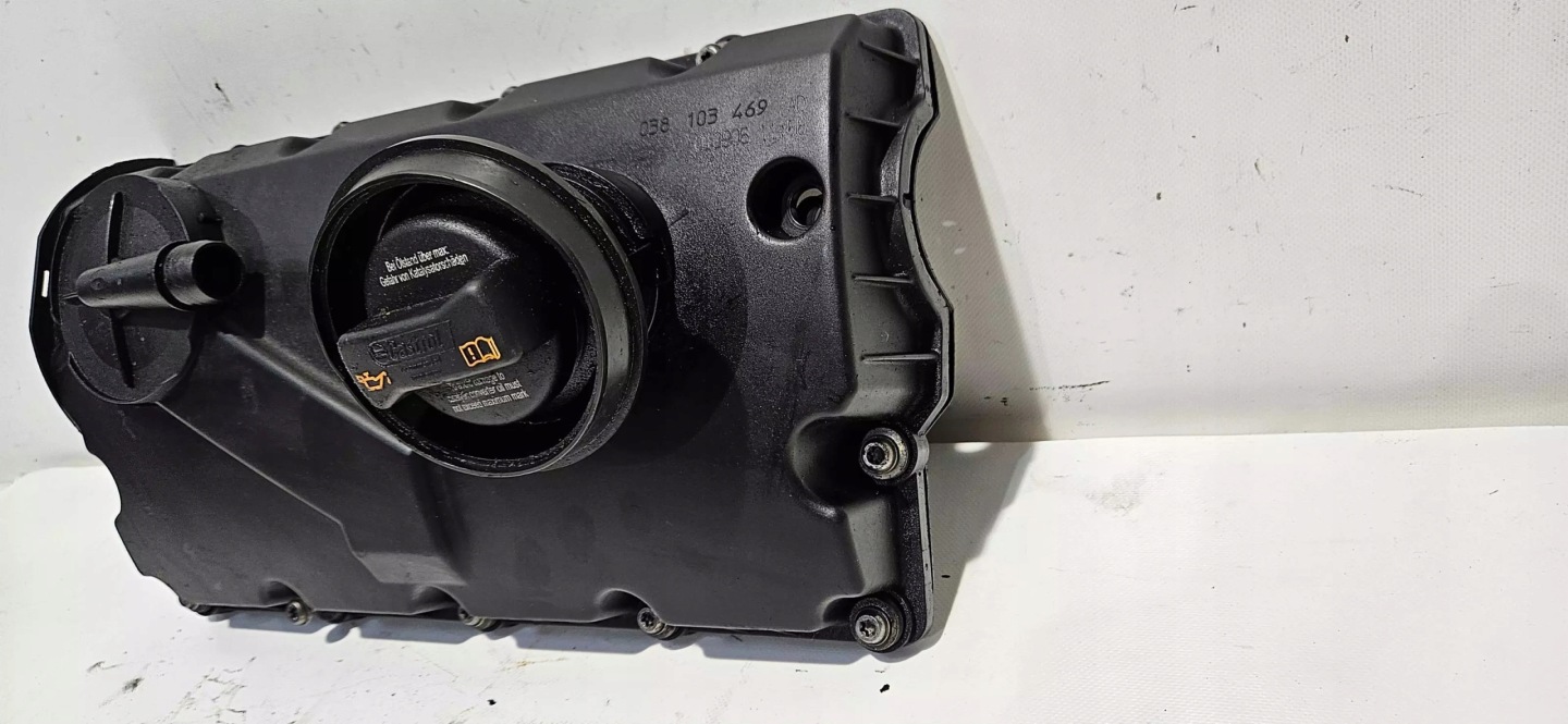 Abdeckung der Ventile VW 1.9 TDI 038103469AD Original
