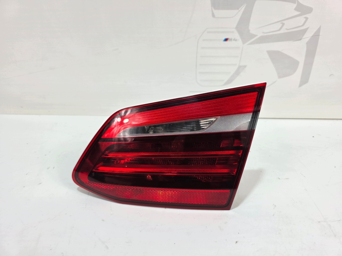 light right rear to the bonnet BMW 2 F45 7311032