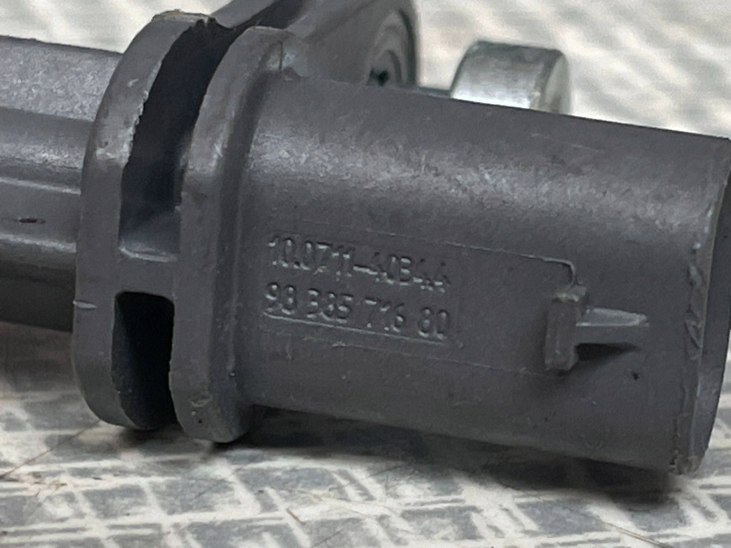 Sensor ABS Peugeot 3008 II 9838571680 Original!! !J