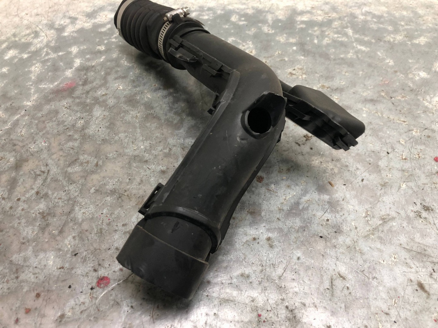 pipe air hose NISSAN VERSA 9KA2A