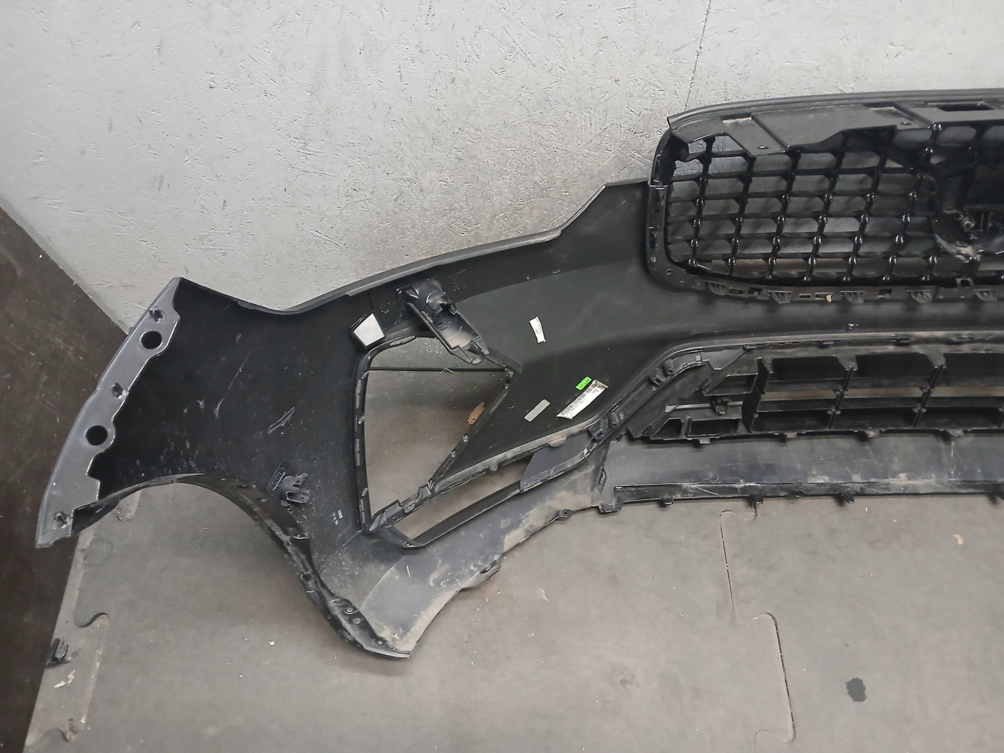 bumper front VOLVO XC60 XC-60 R-design II 2 LIFT 21