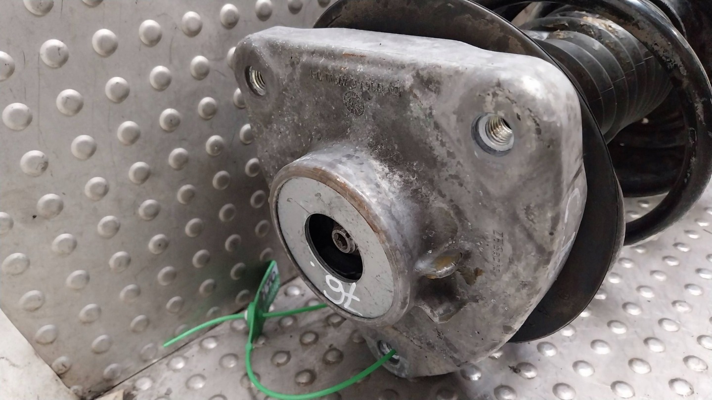 shock absorber left front A2463206513 MERCEDES W117 W176 W246
