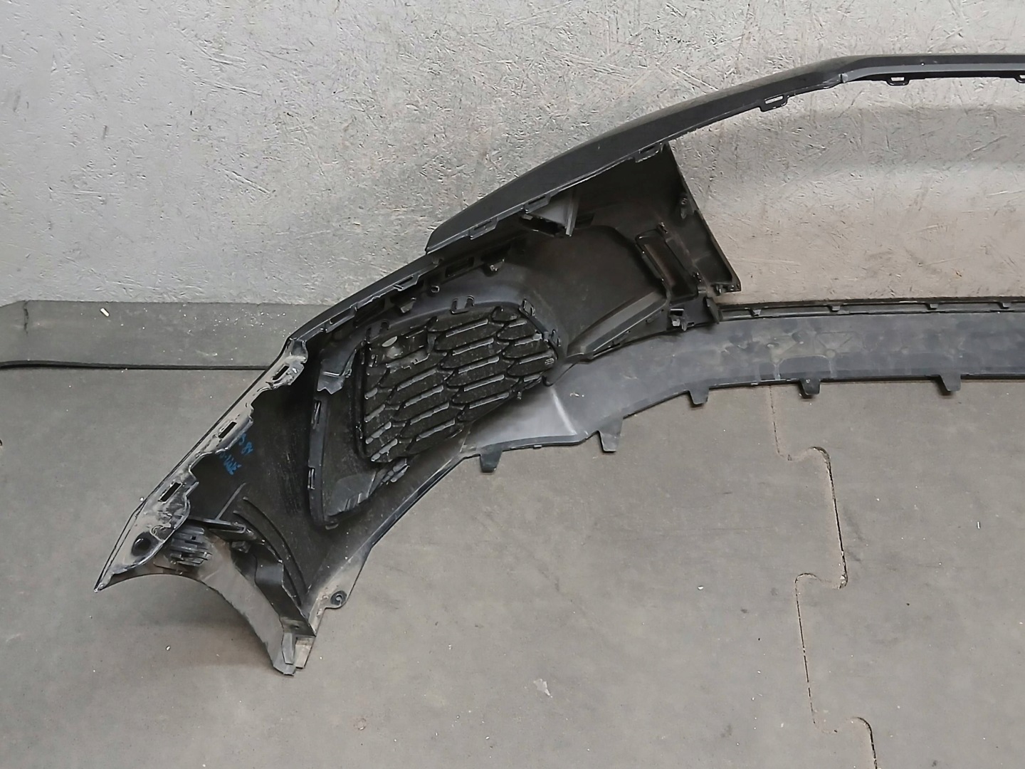 bumper front AUDI A3 8Y S LINE