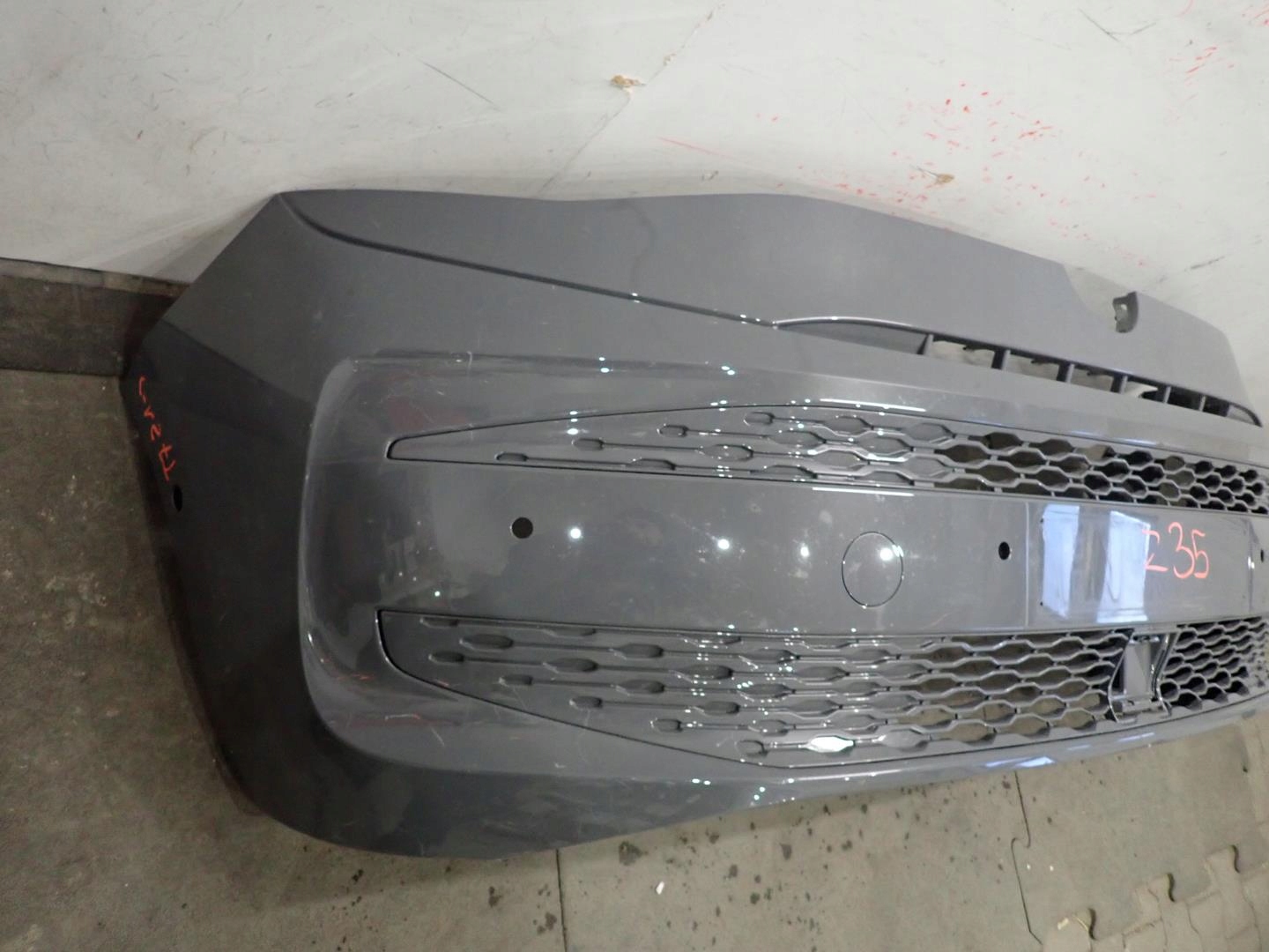bumper front front VW T7 2021- 7T0807221C