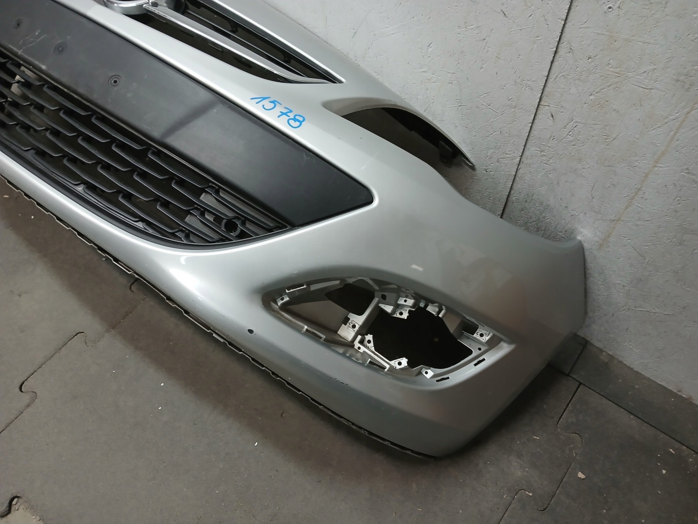 bumper front OPEL ASTRA J IV 4 LIFT