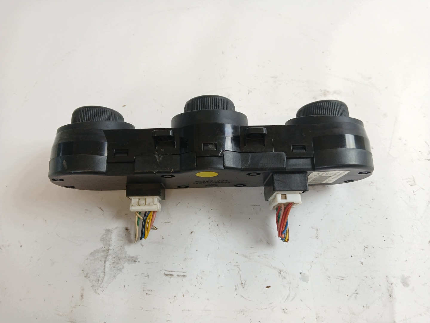 KIA CEED i prekidač klime rešetka ventilacije 97250-1H000