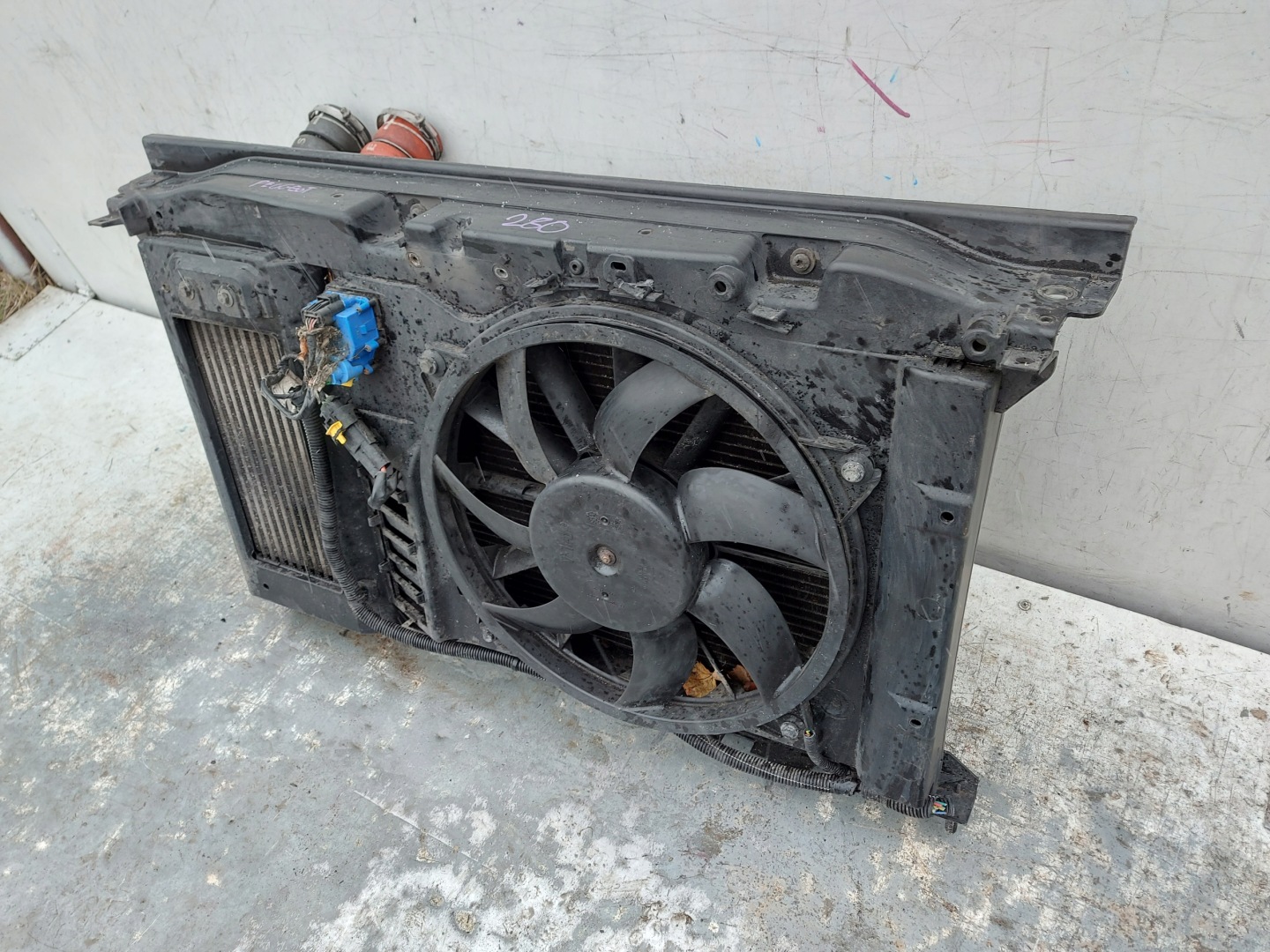 Peugeot 3008 1 09- 1.6 thp support panel for radiators radiator fan