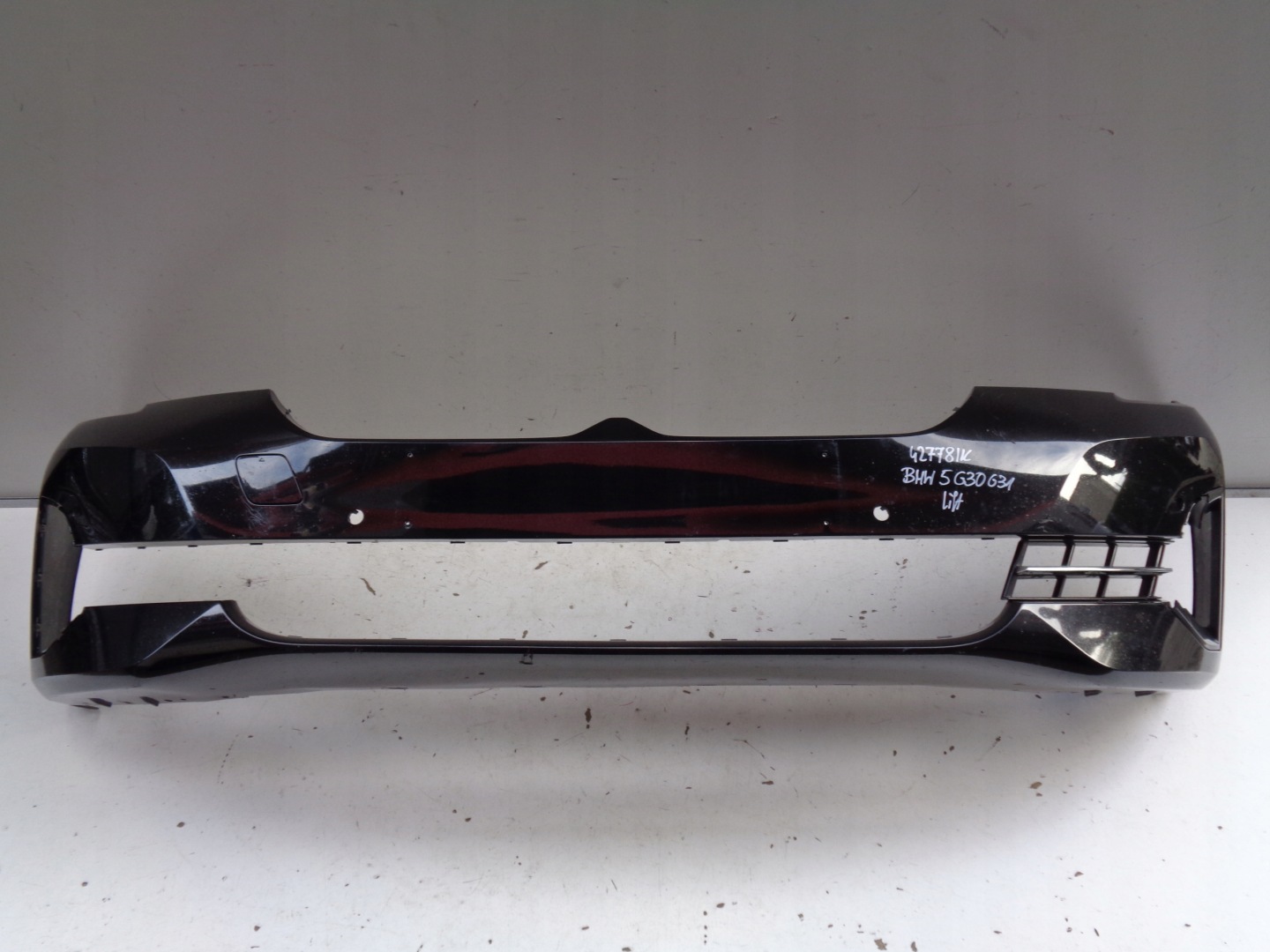 front bumper BMW 5 G30 G31 LIFT NR 42778