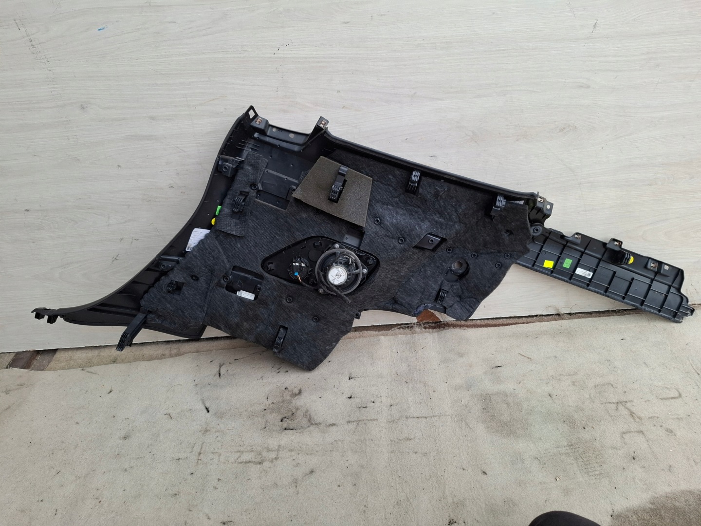 upholstery side left PORSCHE 992 911 19r 992867581