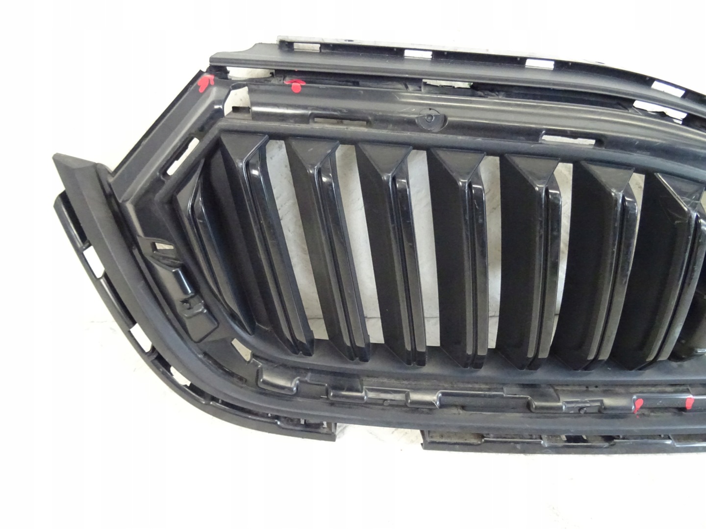 grill grille front front SKODA OCTAVIA IV 5E3853653