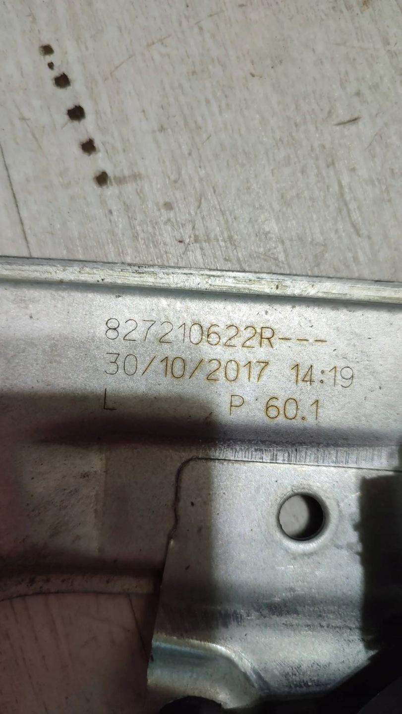 Dacia Duster II 17r 1.2 rear part side left mechanism windows