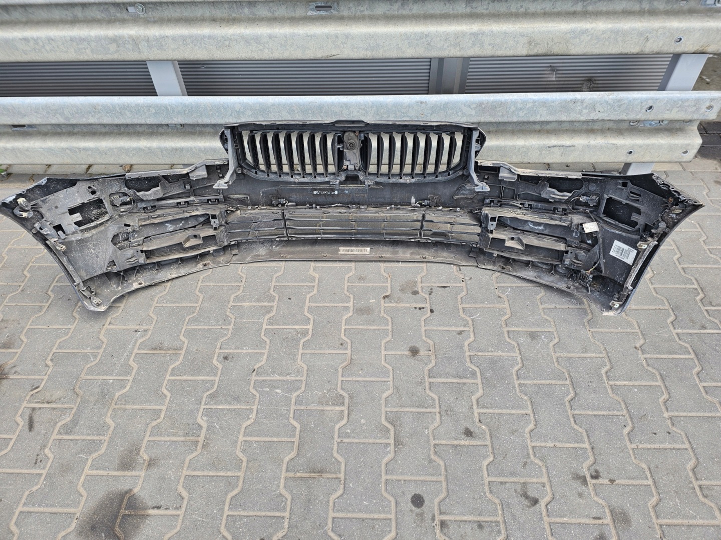 BMW 5 G30 G31 bumper front complete 4 PDC BLUESTONE METALLIC (C2Y)
