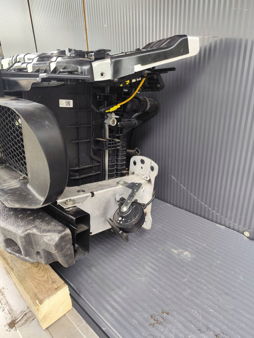 MASERATI GRECALE support panel for radiators radiator KOMPLET DEMONTAZ
