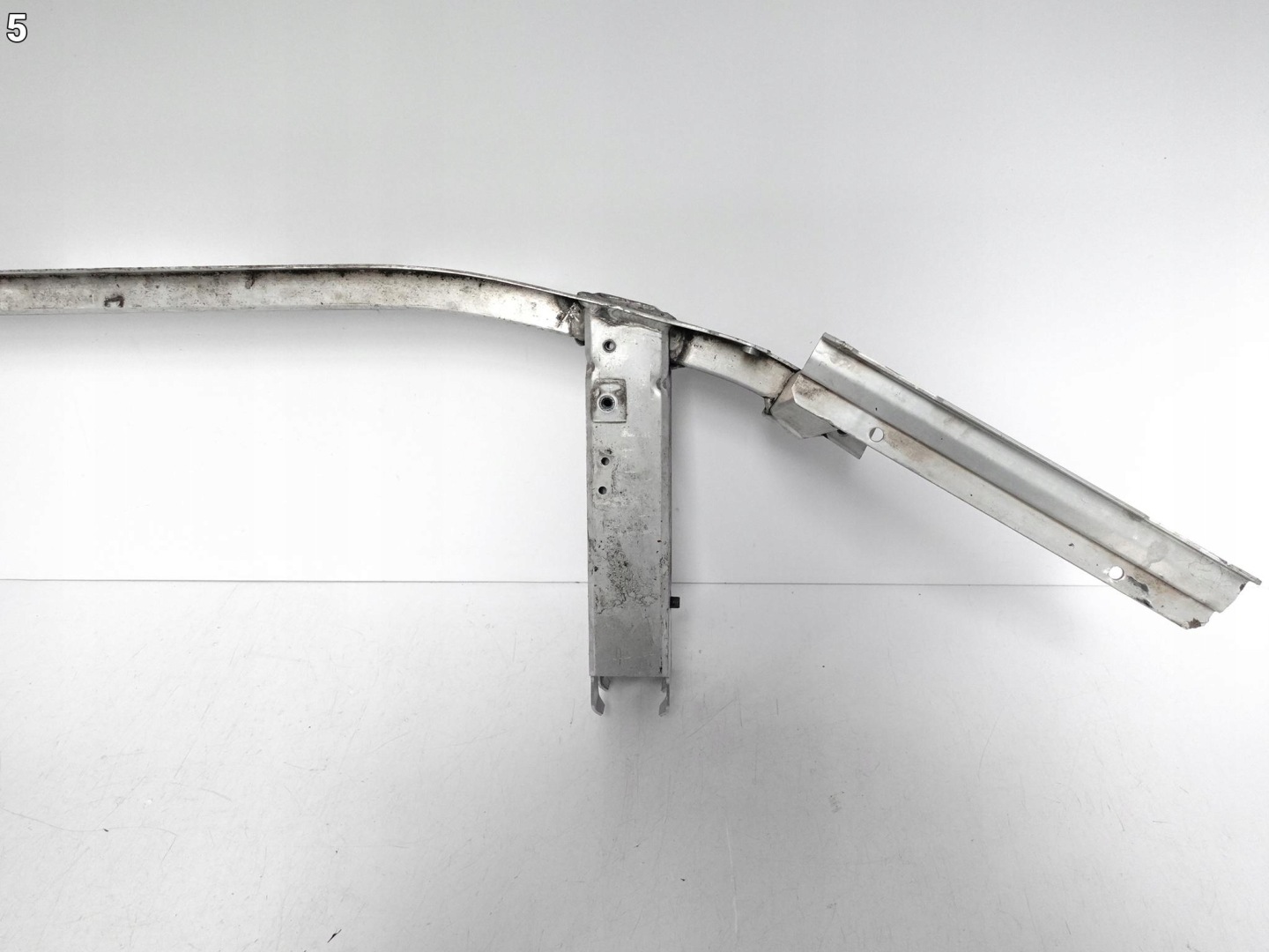 BMW X5 G05 X6 G06 18- sider console W bumper front