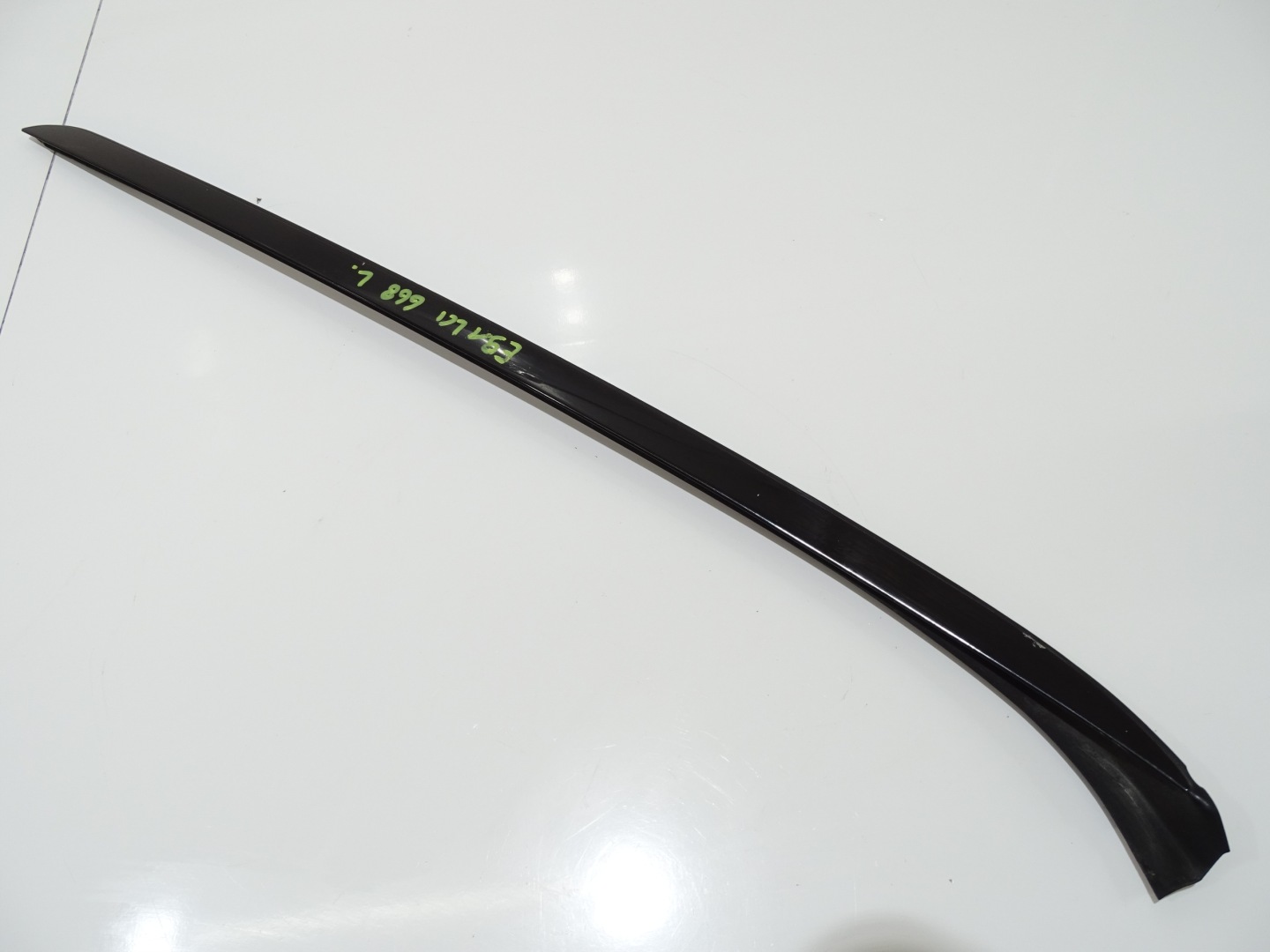 moulding windows CZOLOWEJ left BMW E91 LIFT 668