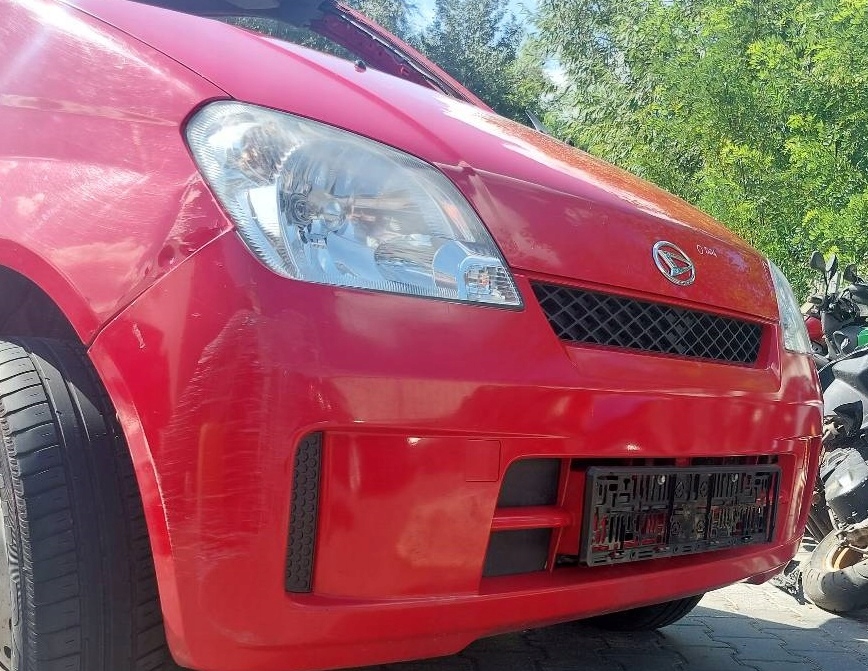 bumper front DAIHATSU CUORE VI R29