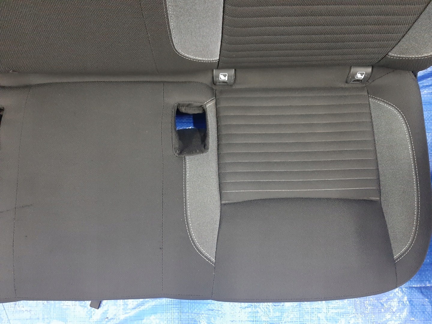 Sitze vorne Sitz heck NAVARA NP300 D23 ALASKAN EUROPA KOMPLET