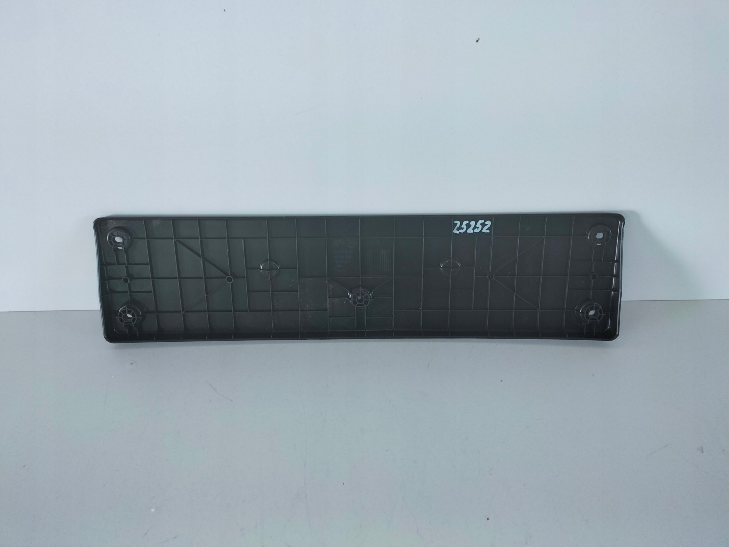 pad below tablice front HYUNDAI KONA LIFT 20